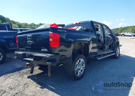 2017 Chevrolet Silverado 2500Hd High Country из США, поврежденный, VIN 1GC1KXEGXHF199743